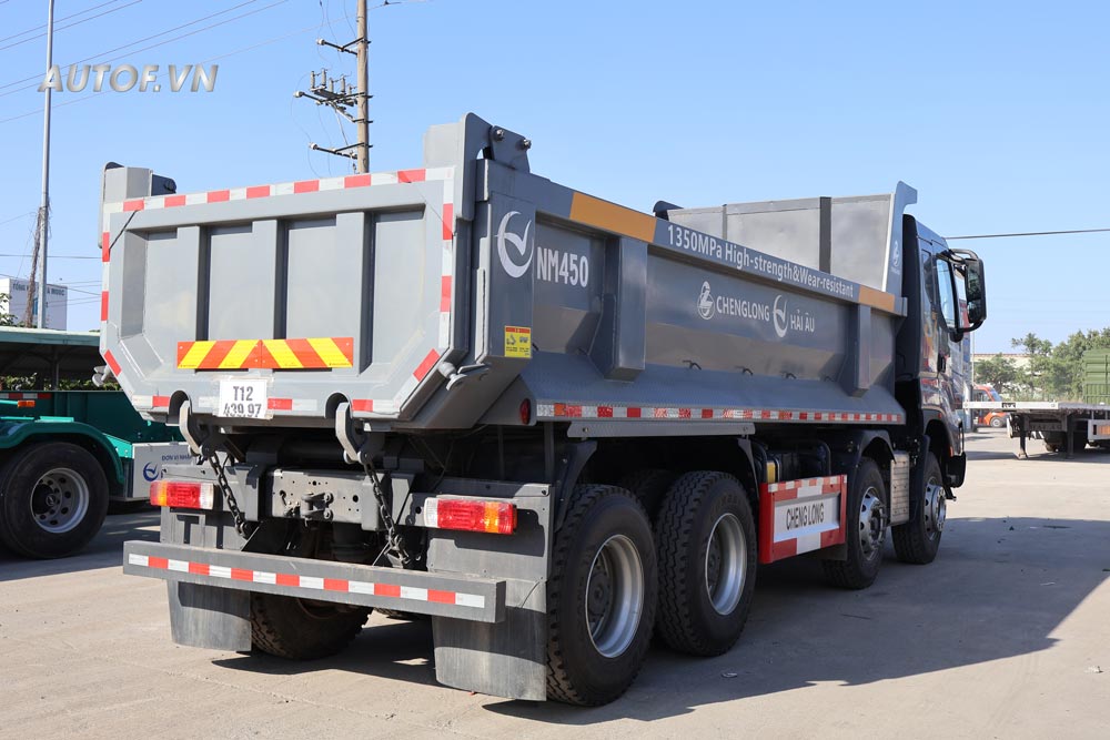 Xe ben Chenglong 4 chân H7 390HP Thùng U 15 Khối (Cầu Dầu)